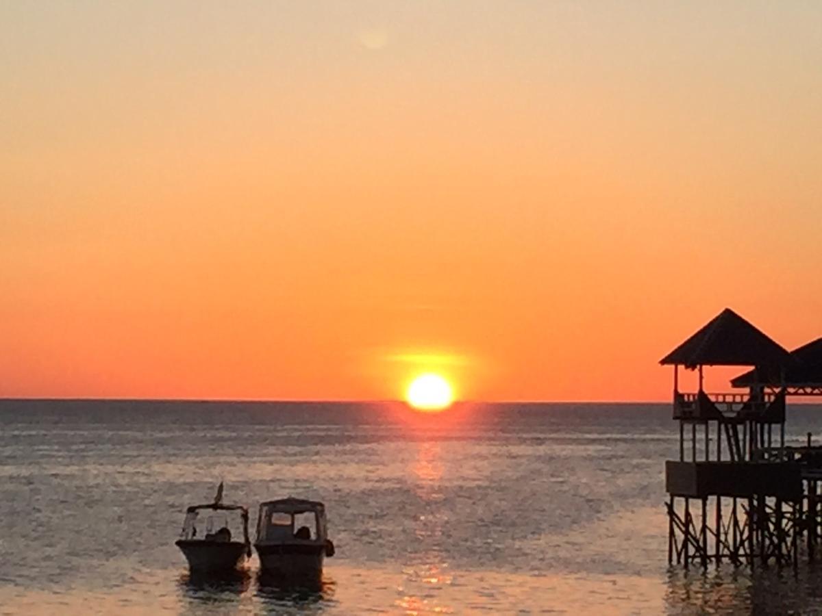 Mabul Paradise Lodge Mabul Island Exterior photo